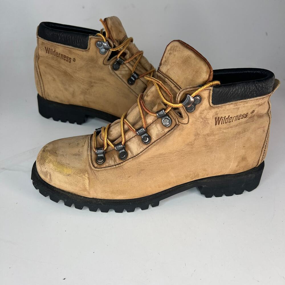 Wilderness by Wolverine Tan Brown Leather Hiking Trail Outdoor Boots Women 9